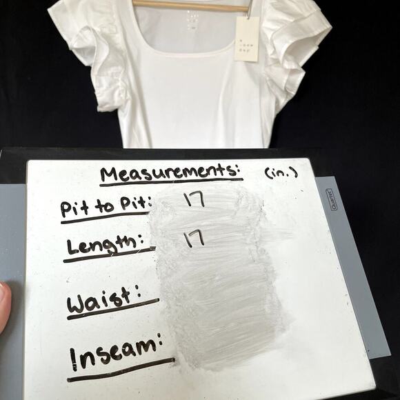 NWT a new day white cropped blouse short sleeves frilled women's size S cotton - Picture 6 of 7